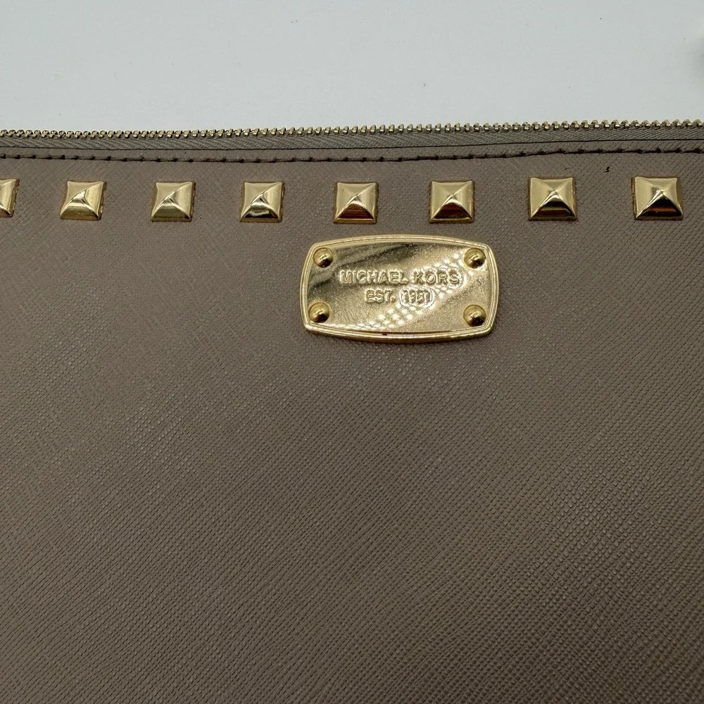 Michael Kors Astor Studded Large Zip Leather Clutch Wristlet - Picture 2 of 7